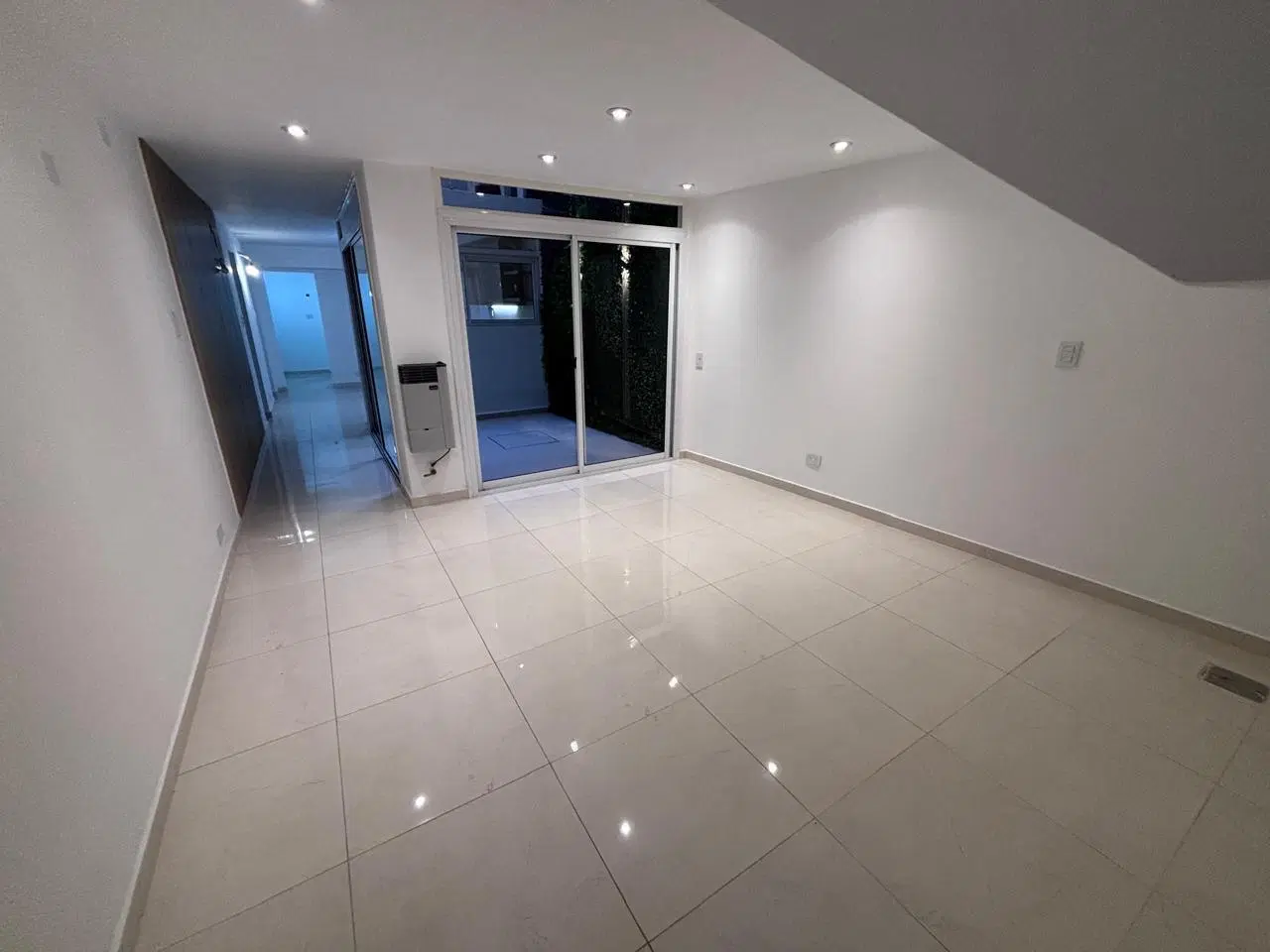 Depto.tipo casa de 4 ambientes en Alquiler en Palermo 3