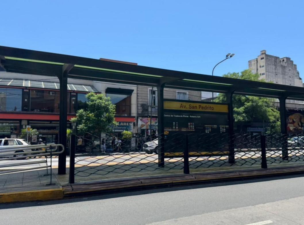 Foto de Terreno en Venta en Flores, imagen 2