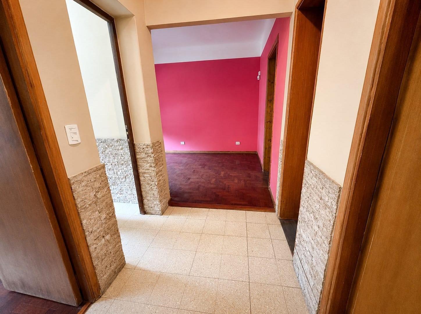Foto de Depto.tipo casa de 3 ambientes en Venta en Flores, imagen 2