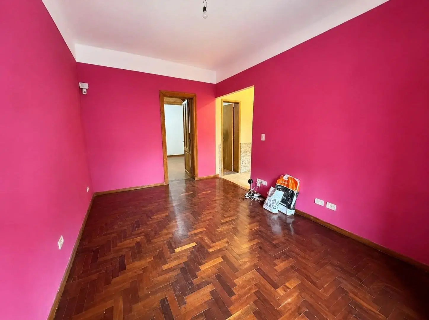 Depto.tipo casa de 3 ambientes en Venta en Flores 4