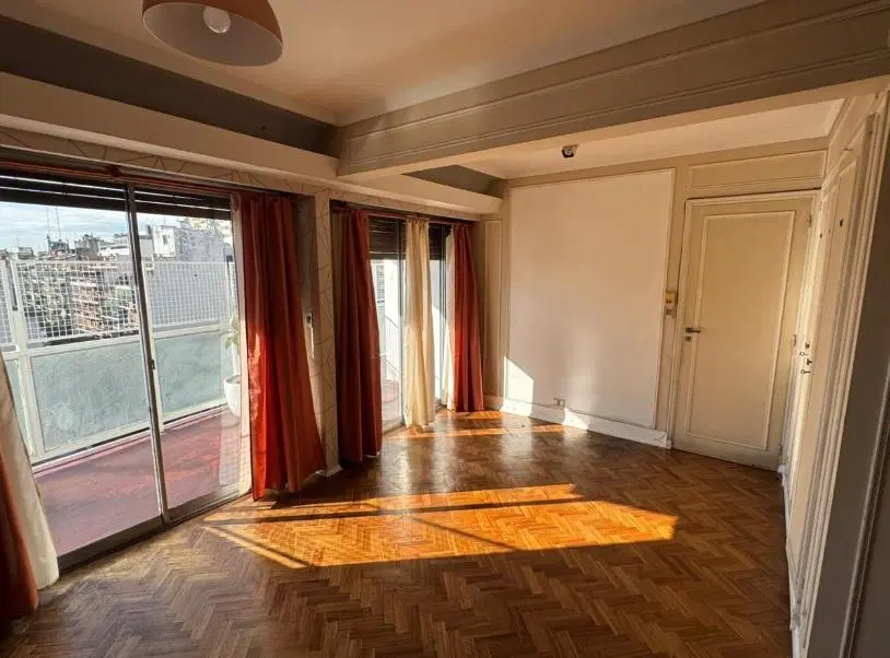 Departamento de 4 ambientes en Venta en Caballito 2