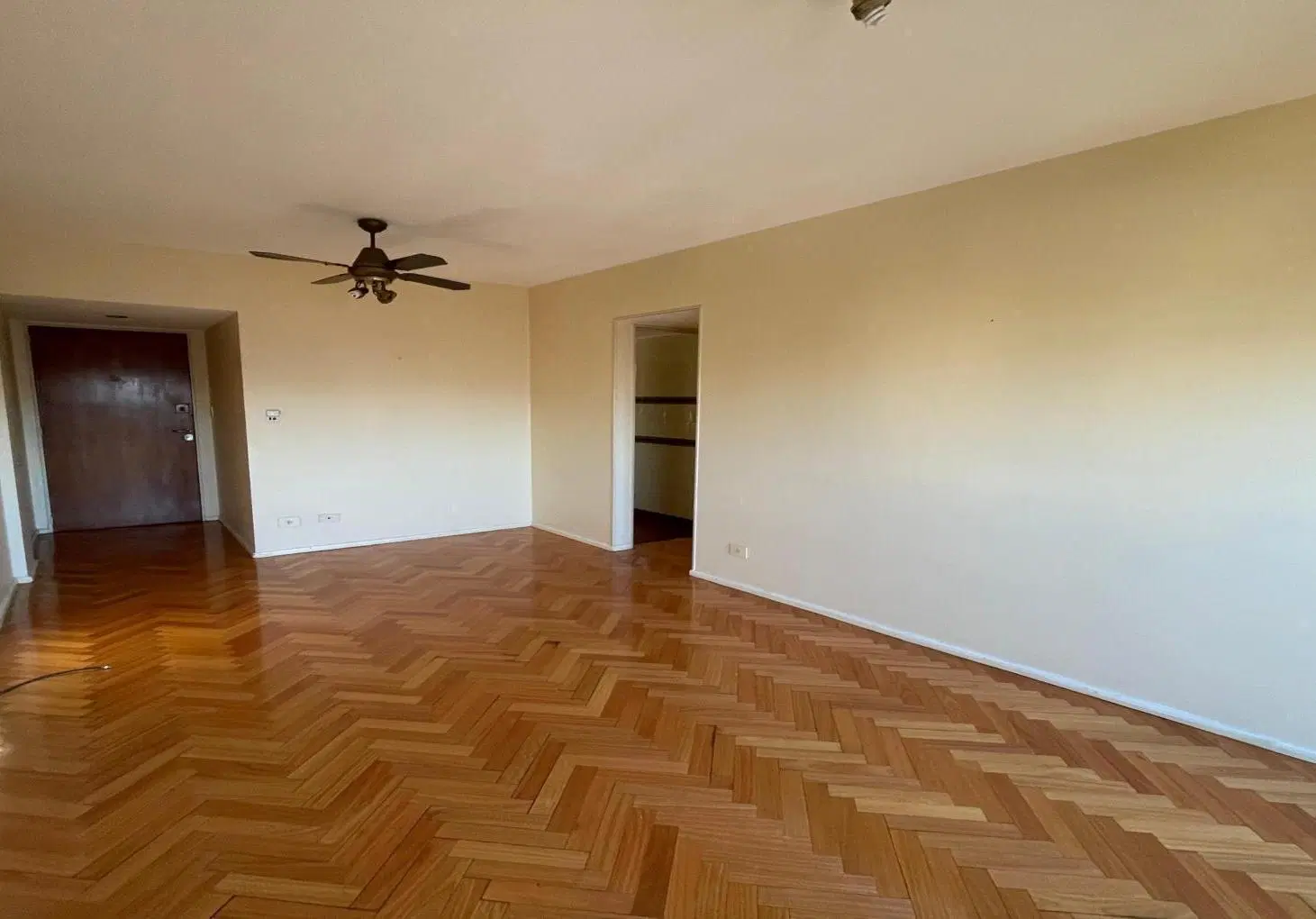 Departamento de 4 ambientes en Venta en Villa crespo 8