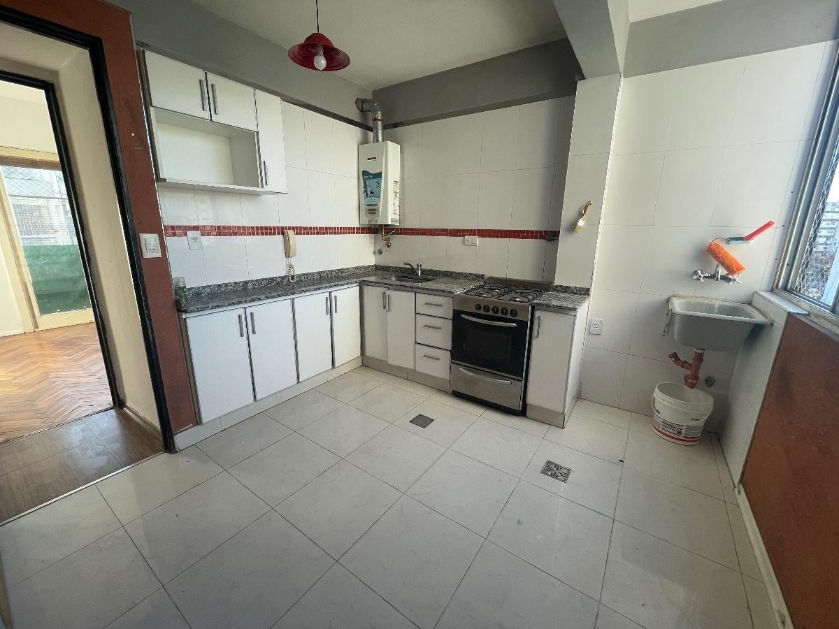 Foto de Departamento de 3 ambientes en Venta en Almagro, imagen 1