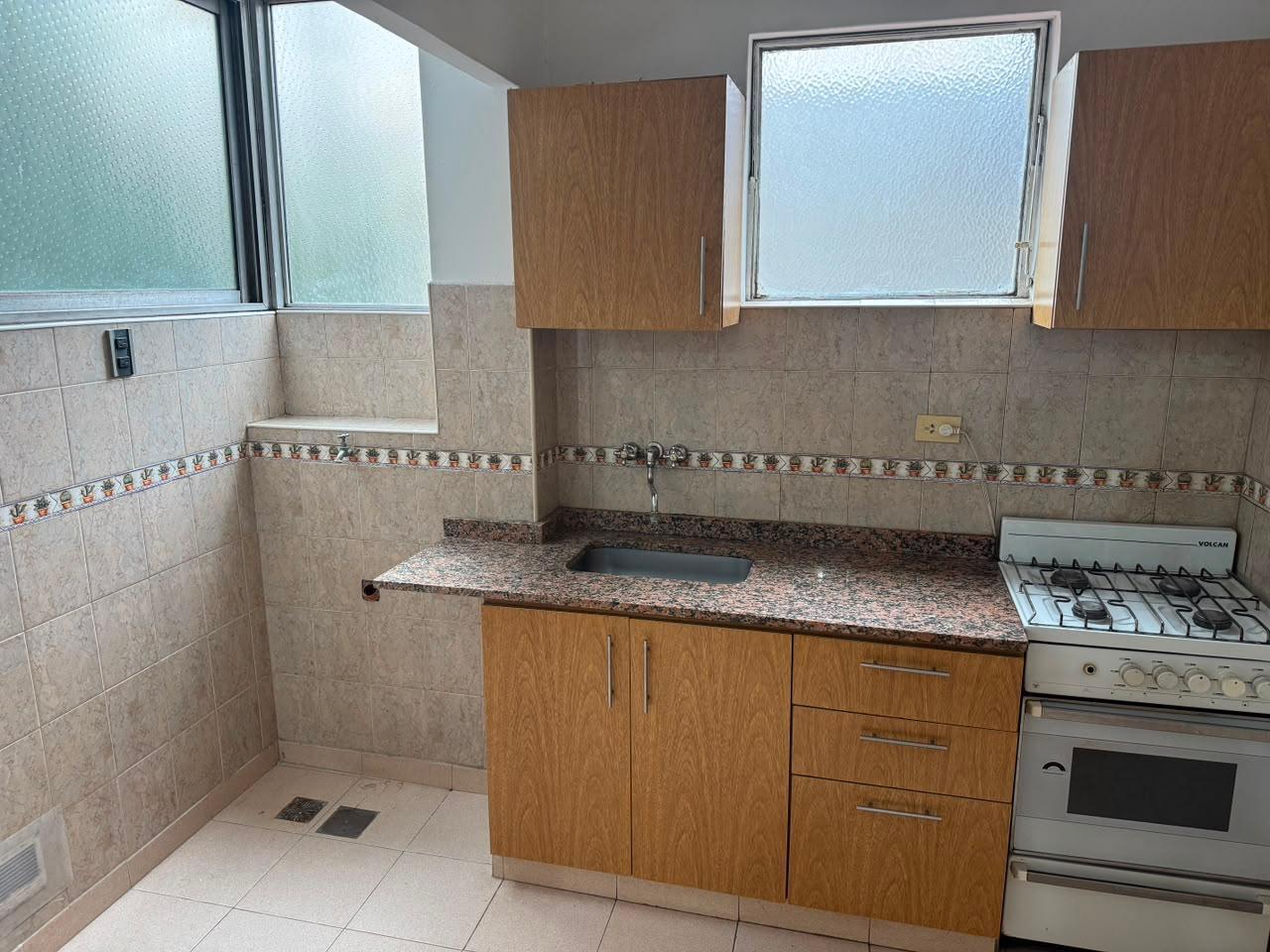 Foto de Departamento de 2 ambientes en Venta en Parque centenario, imagen 1