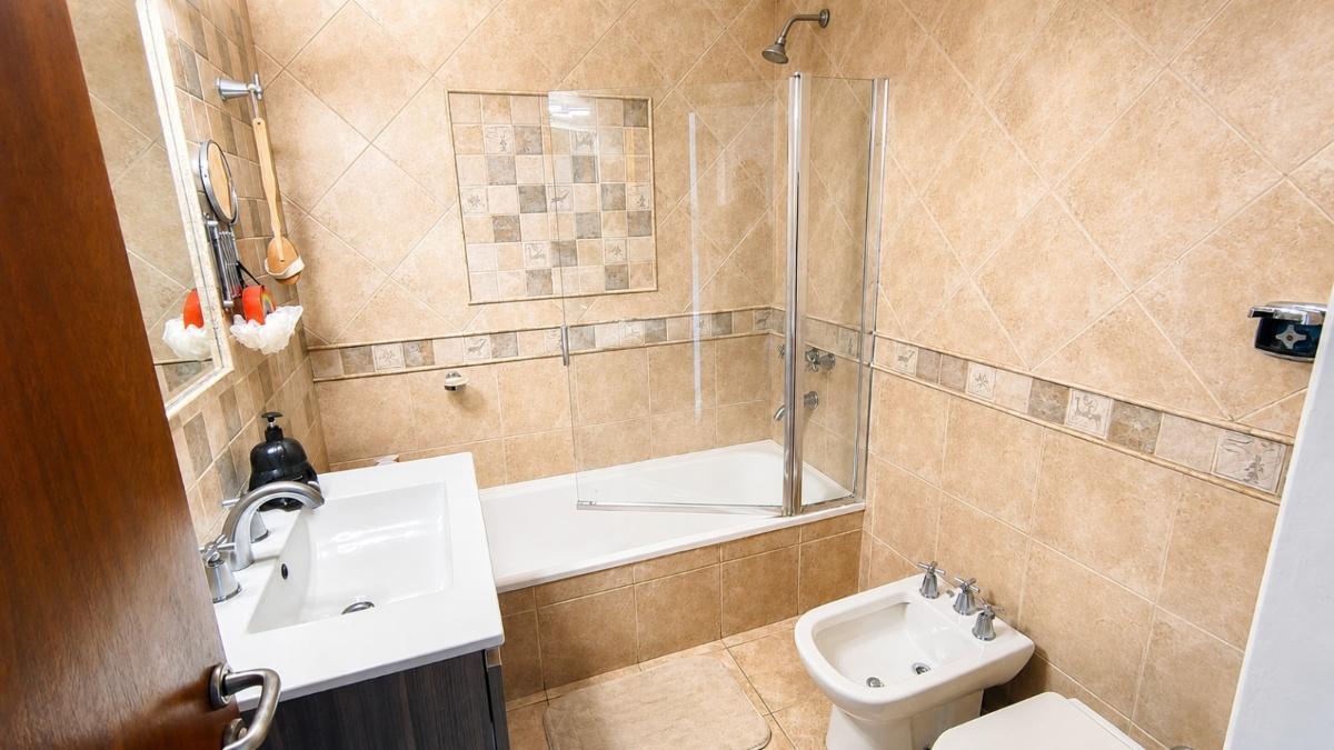 Foto de Departamento de 4 ambientes en Venta en Villa crespo, imagen 3