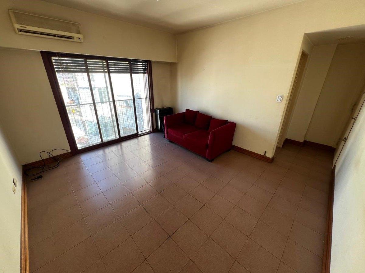 Foto de Departamento de 2 ambientes en Venta en Almagro, imagen 2