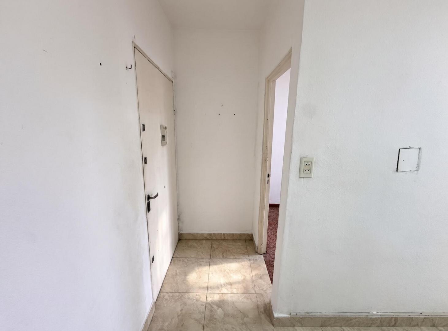 Foto de Departamento de 2 ambientes en Venta en Balvanera, imagen 5