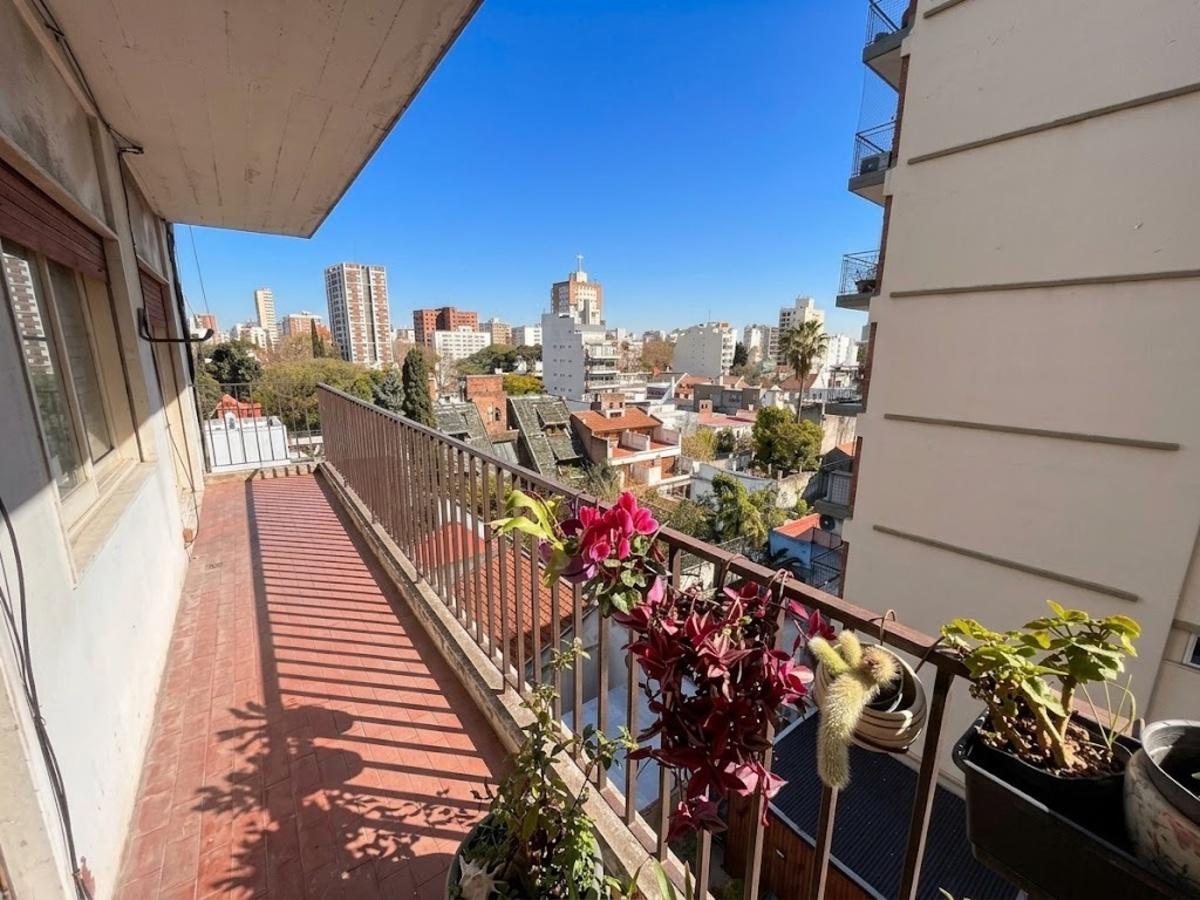 Foto de Departamento de 3 ambientes en Venta en Coghlan, imagen 5