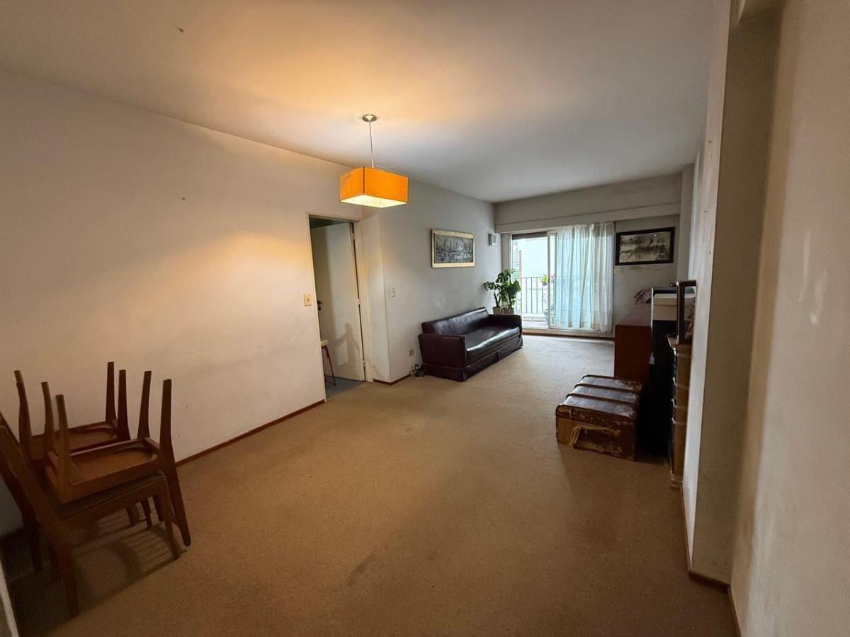 Foto de Departamento de 3 ambientes en Venta en Coghlan, imagen 1
