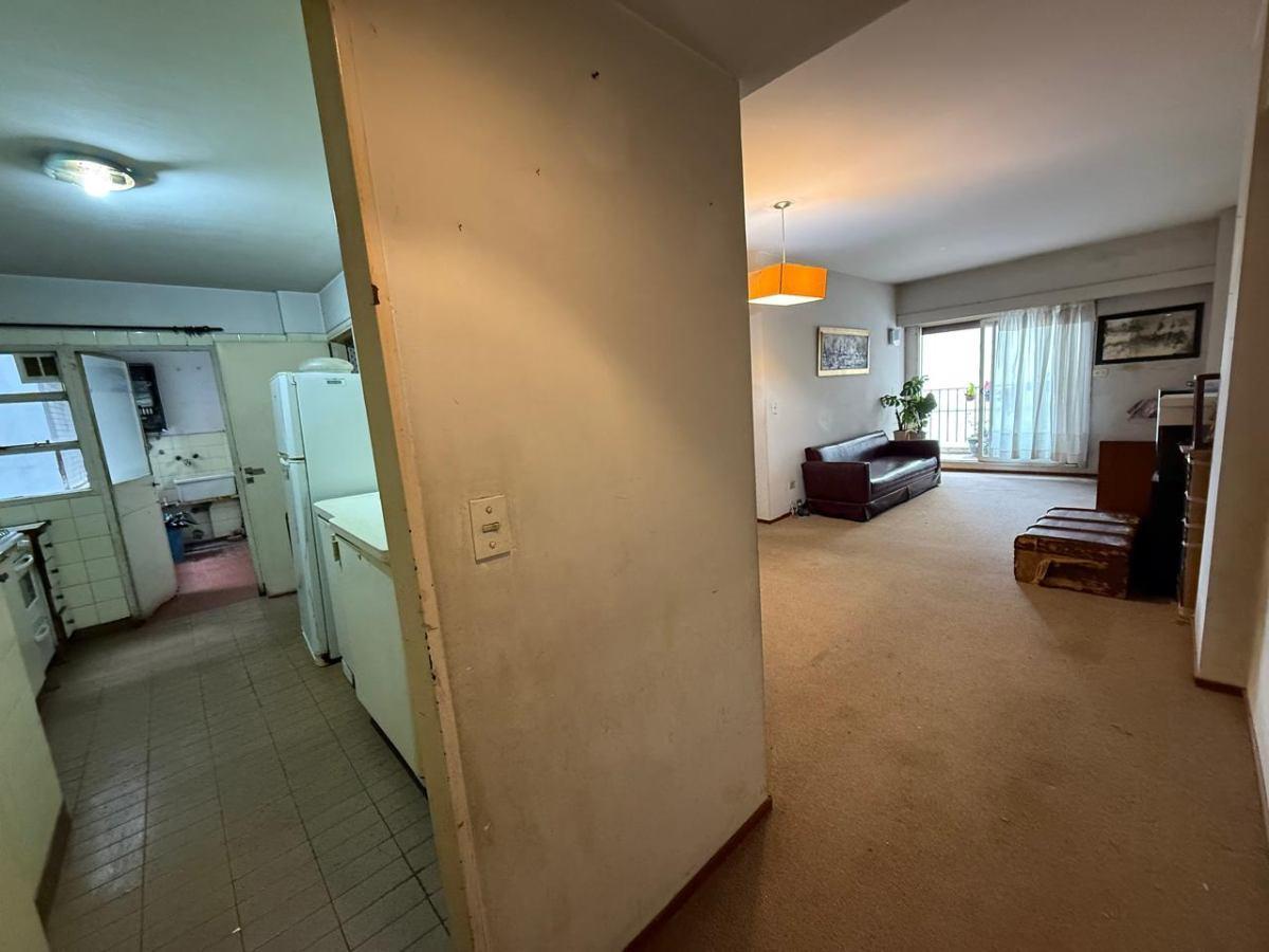 Foto de Departamento de 3 ambientes en Venta en Coghlan, imagen 4