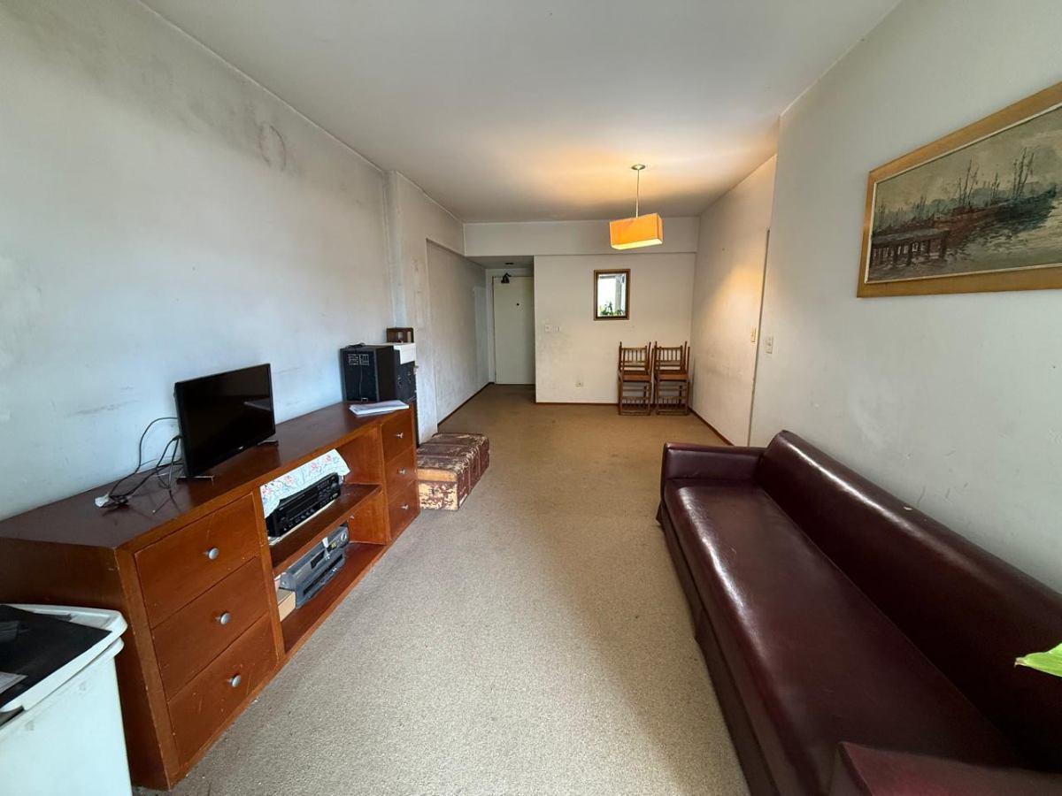 Foto de Departamento de 3 ambientes en Venta en Coghlan, imagen 3