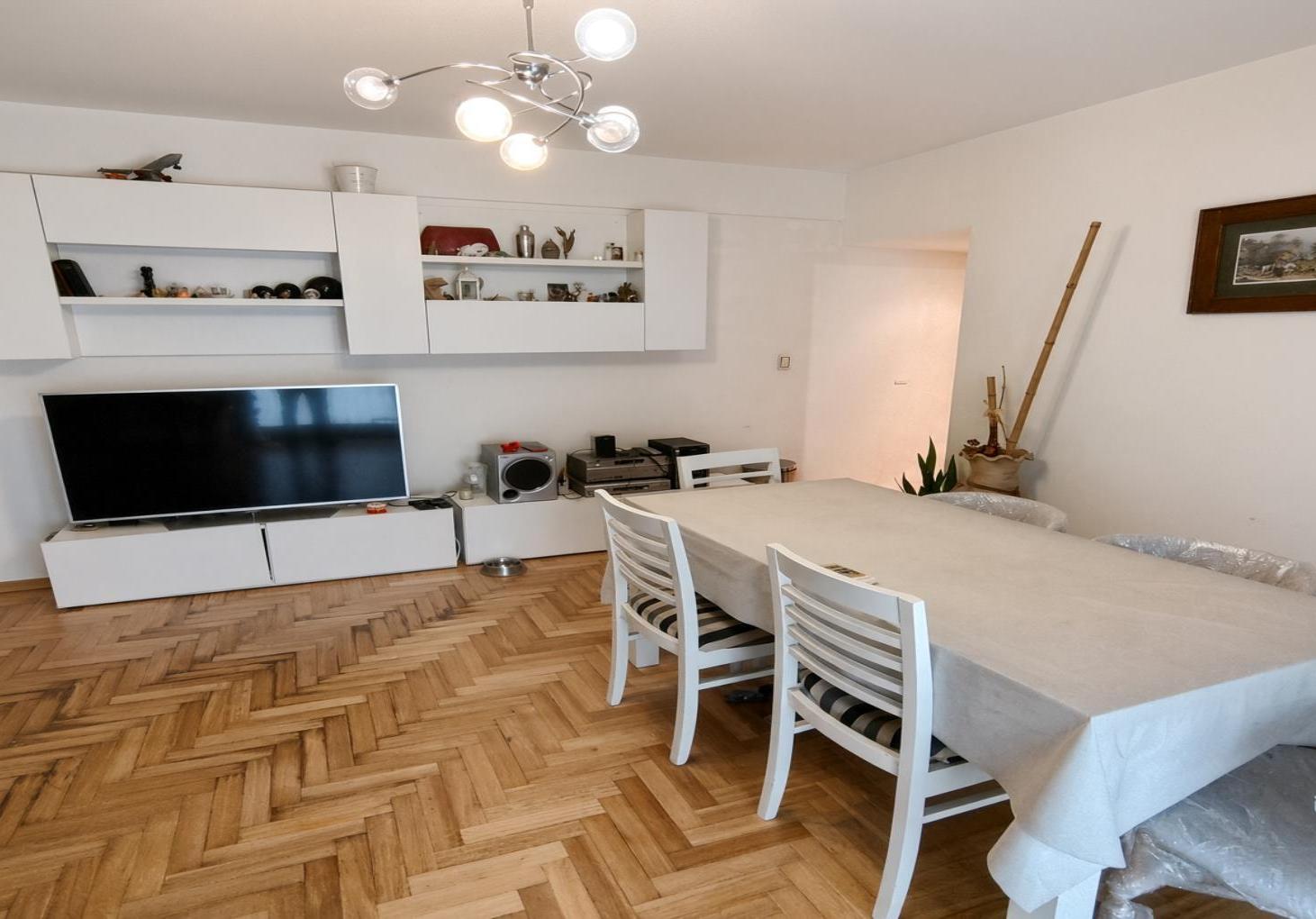 Foto de Departamento de 4 ambientes en Venta en Caballito, imagen 1