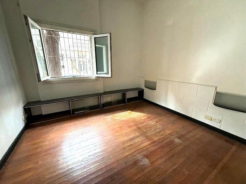 Foto de Depto.tipo casa de 3 ambientes en Venta en Almagro, imagen 3