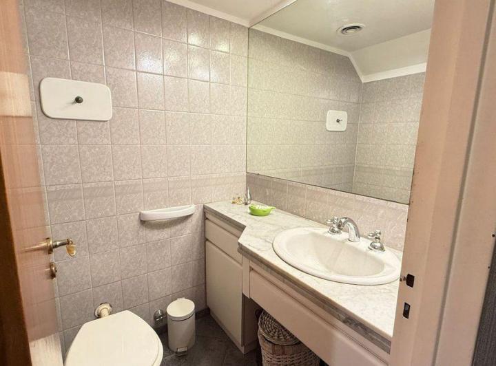 Venta Casa 6 ambientes VILLA DLE PARQUE 2 cocheras 5