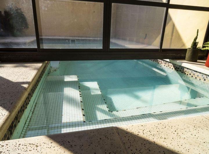 VENTA CASA C/JARDIN, PILETA Y QUINCHO V DEL PARQUE 1