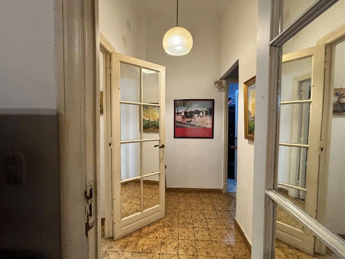 Departamento de 4 amb + dep AMPLIO Balvanera 3
