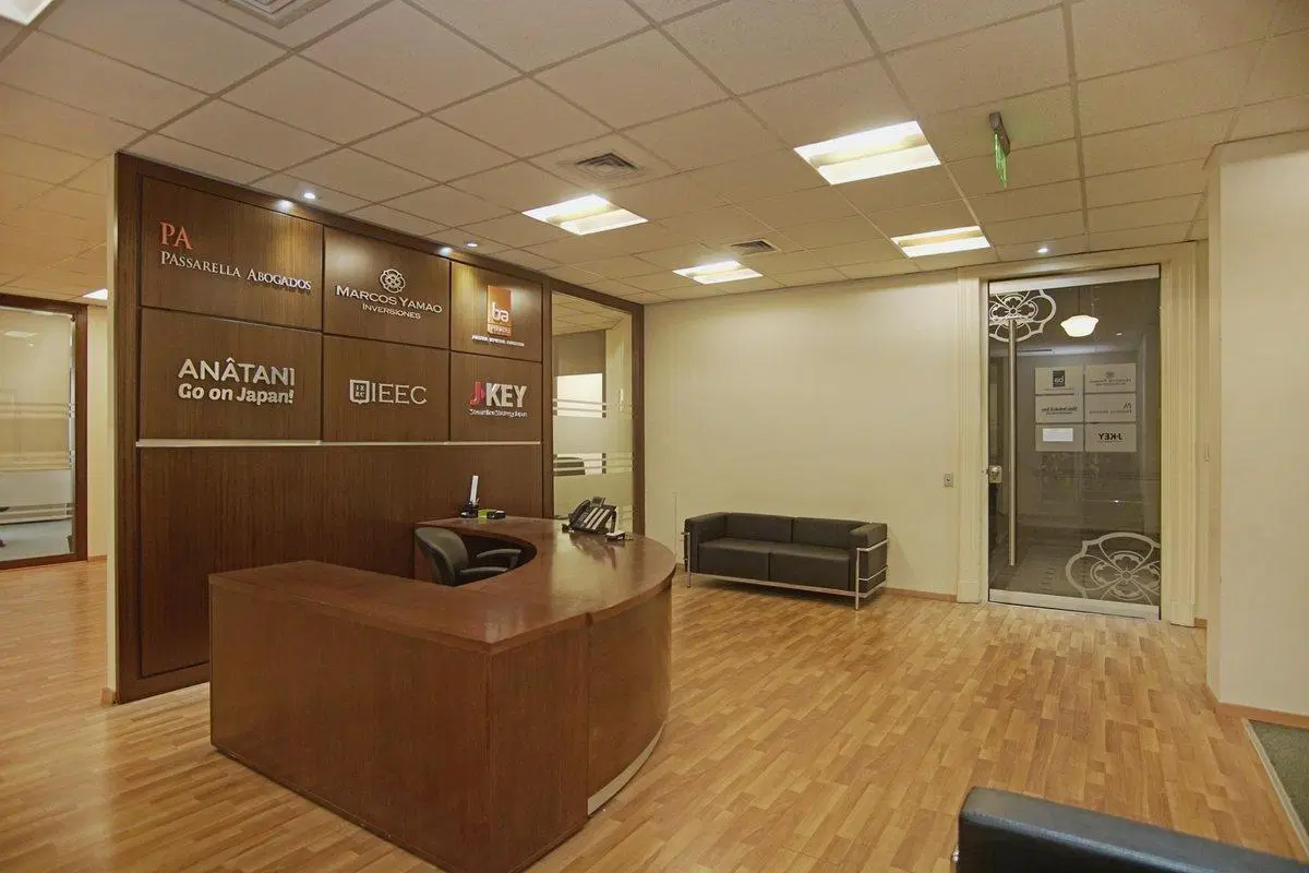 ALQUILER IMPECABLE OFICINA AMOBLADO C/PATIO 526m2 3