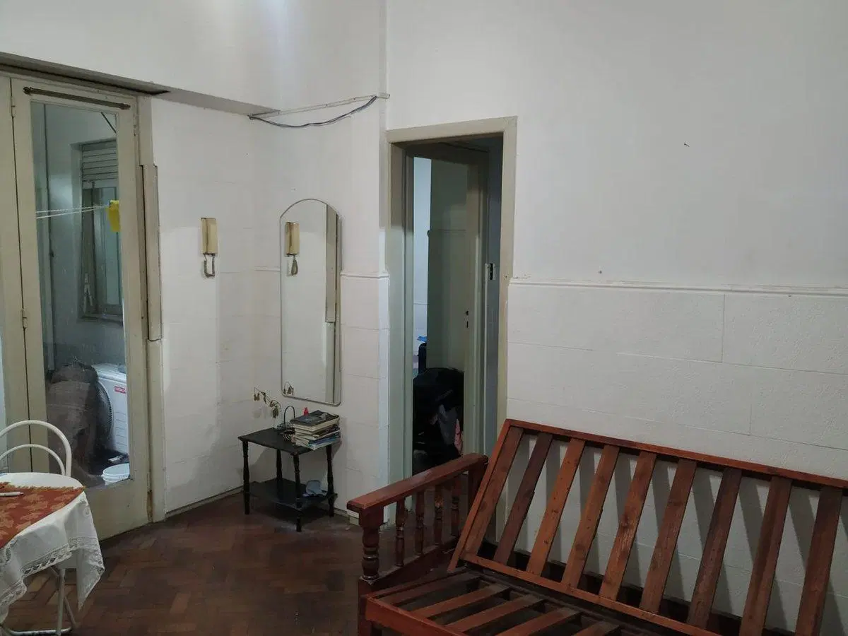 Venta PH 3 amb. San Cristóbal. P. Baja + patio! 2