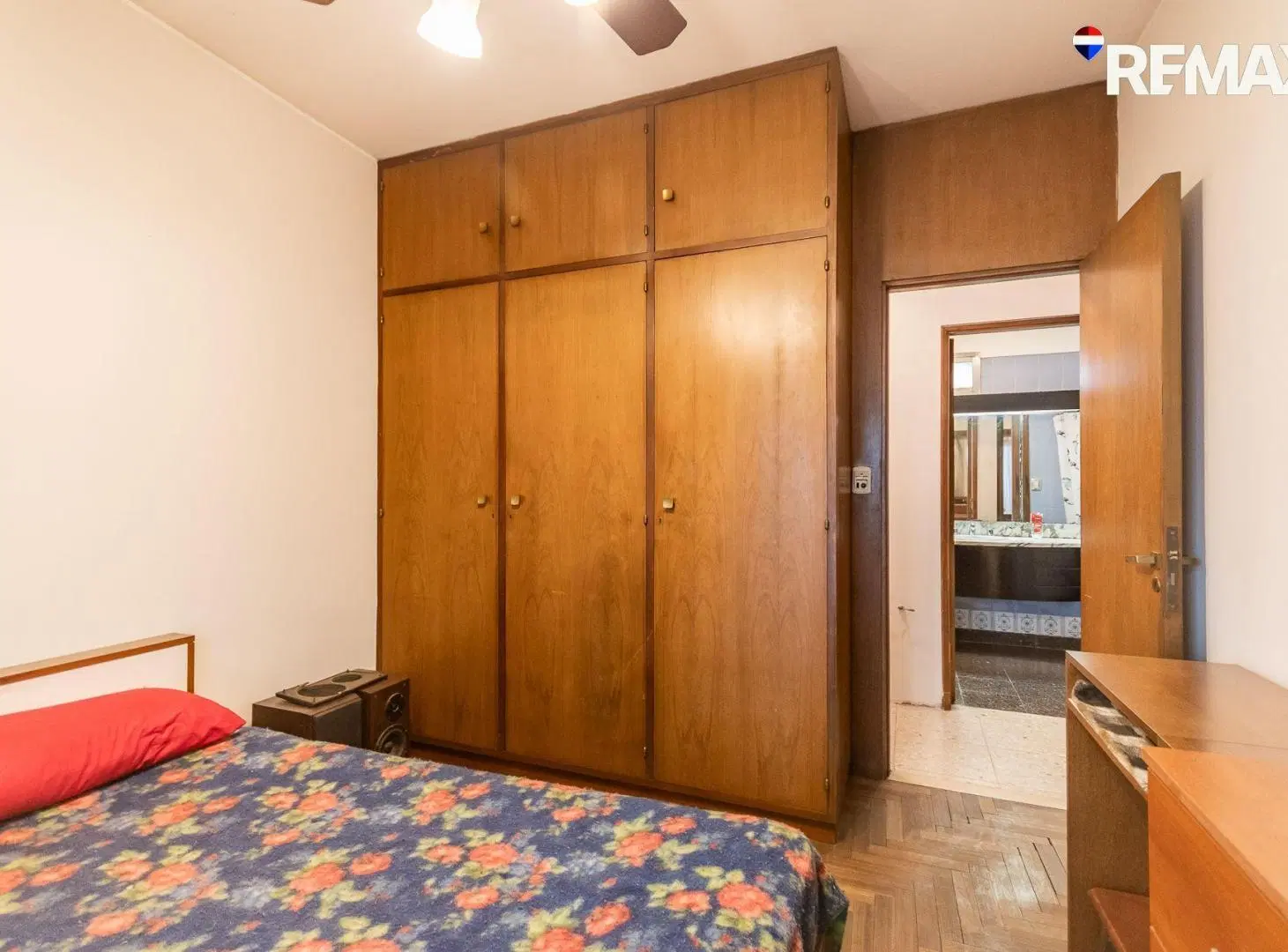 VENTA CASA 4 AMB - COCHERA -PATIO - PQUE CHACABUCO 2