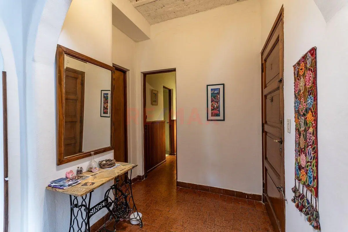 VENTA PH 4 AMBIENTES BALCÓN Y TERRAZA - CHACABUCO 5