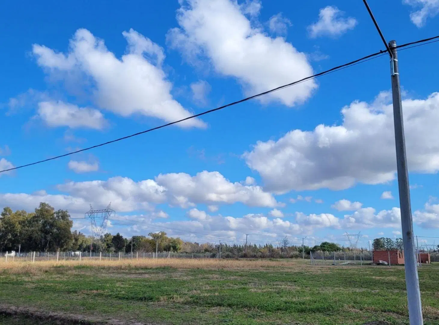 Terreno en venta Barrio Parque Robles II 2