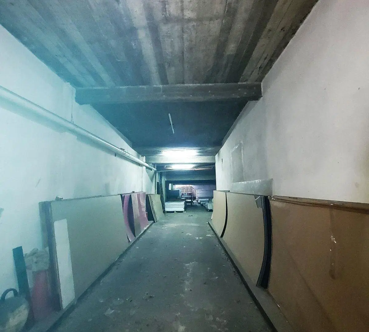 Garage c/8 cocheras cubier.Comercial.San Cristobal 3