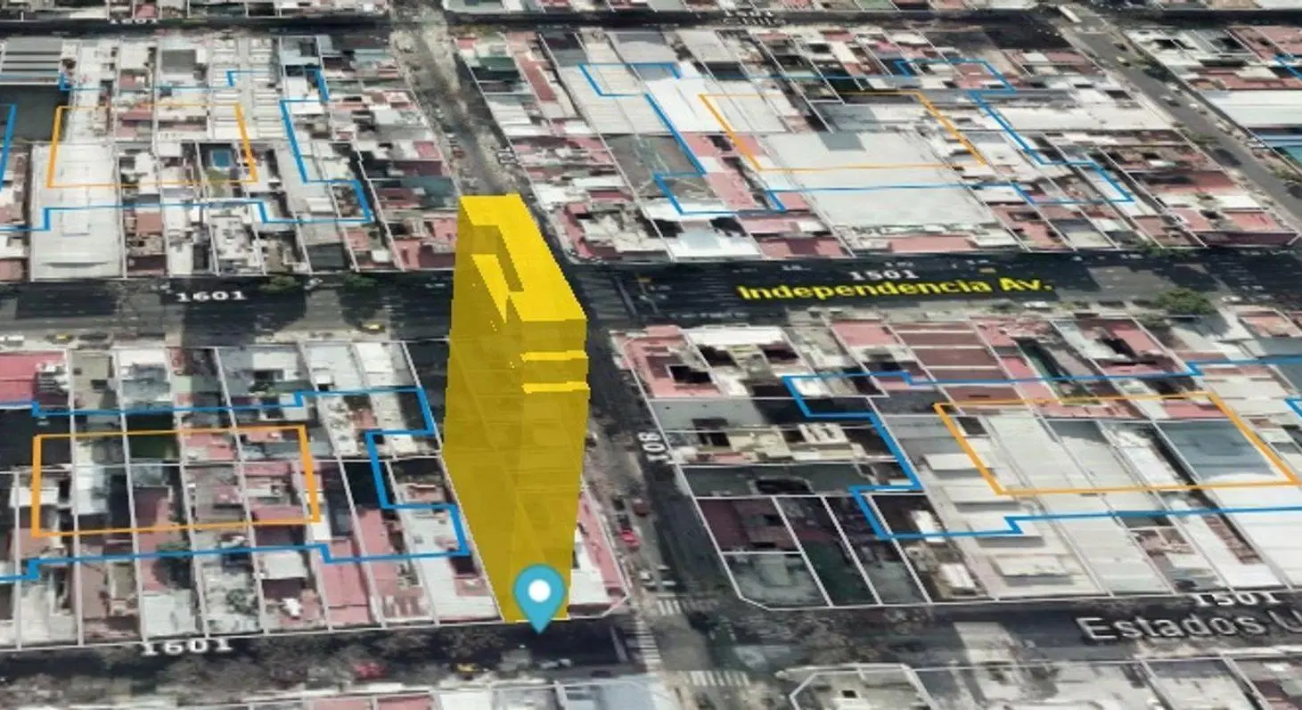 OPORTUNIDAD! VENTA TERRENO 7.8 X 42, +2000M2 VEND 2