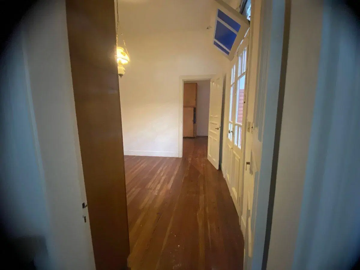 VENTA CASA 4 AMB.COCHERA LOTE PROPIO P. AVELLANEDA 5