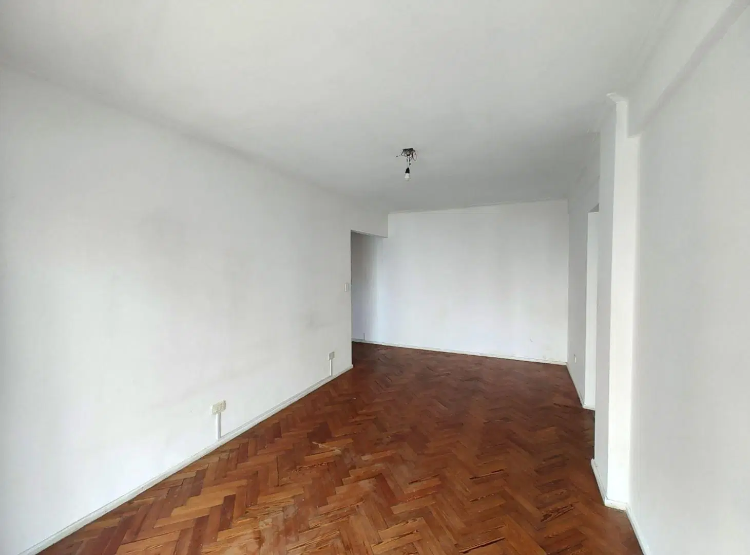 Venta departamento 3 amb con balcón. Caballito. 3