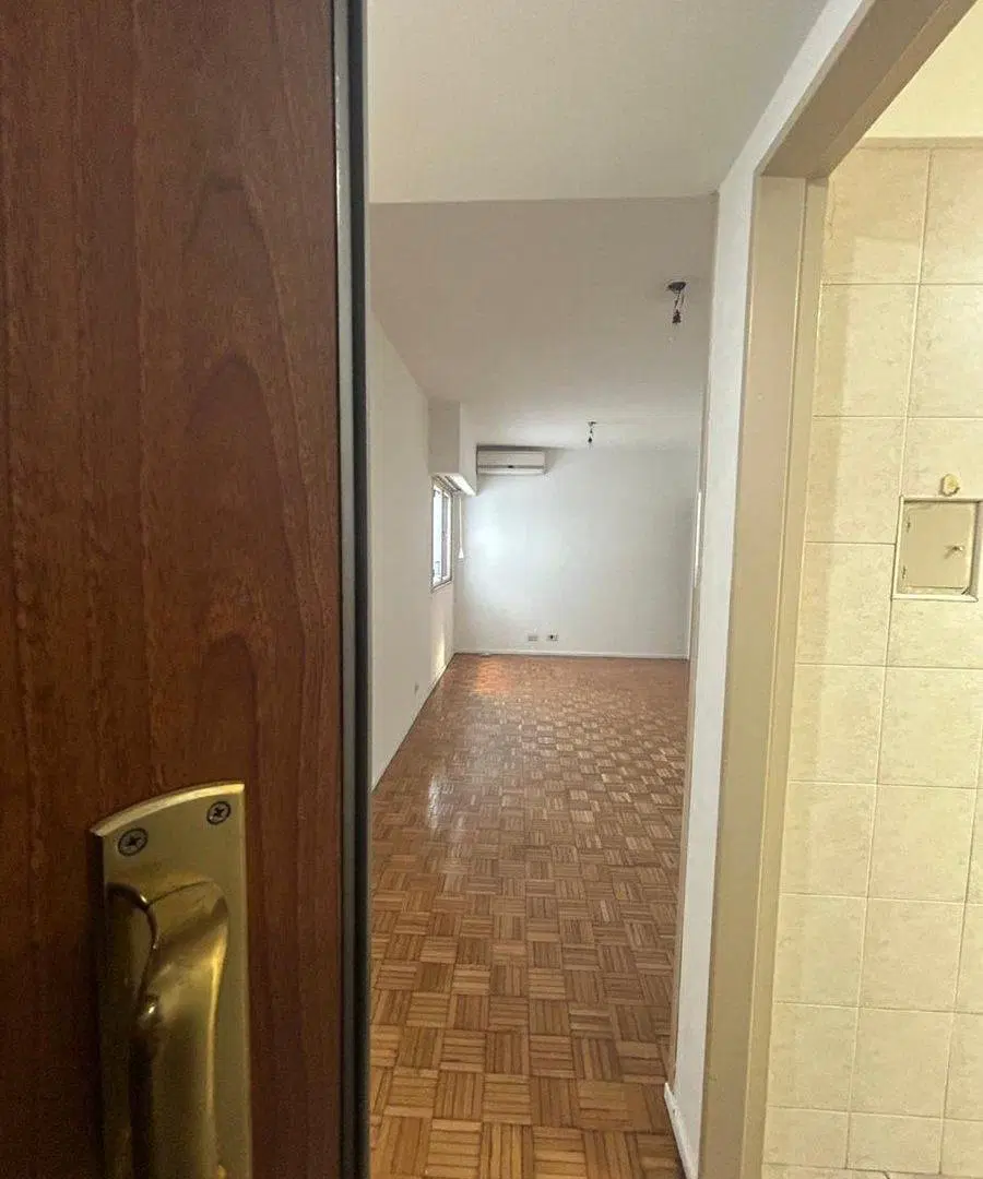 VENTA 3 AMB EN ALMAGRO, BALCON Y BUENA UBICACION 2