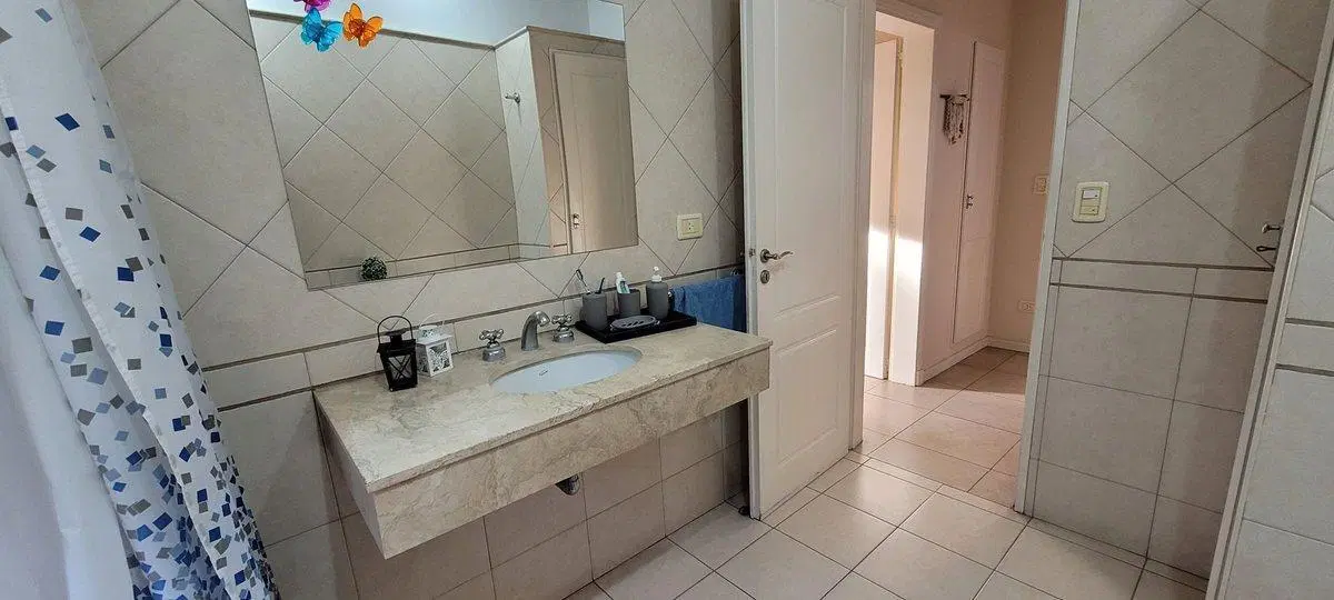 Hermosa casa en venta Barrio del Buen Retiro Pilar 4