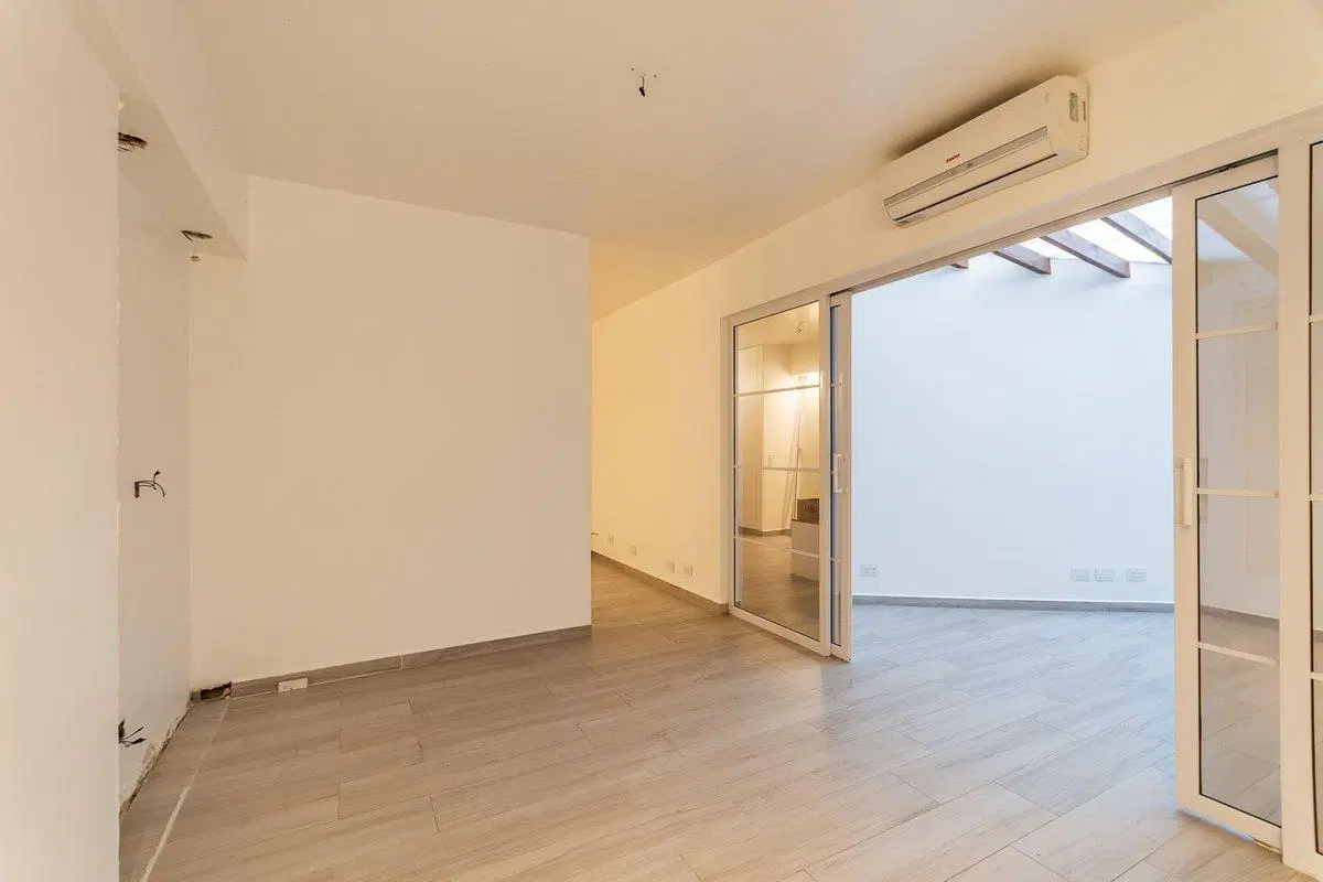 VENTA MONOAMB C/PATIO EN PB! APTO PROF! C/COCH 2