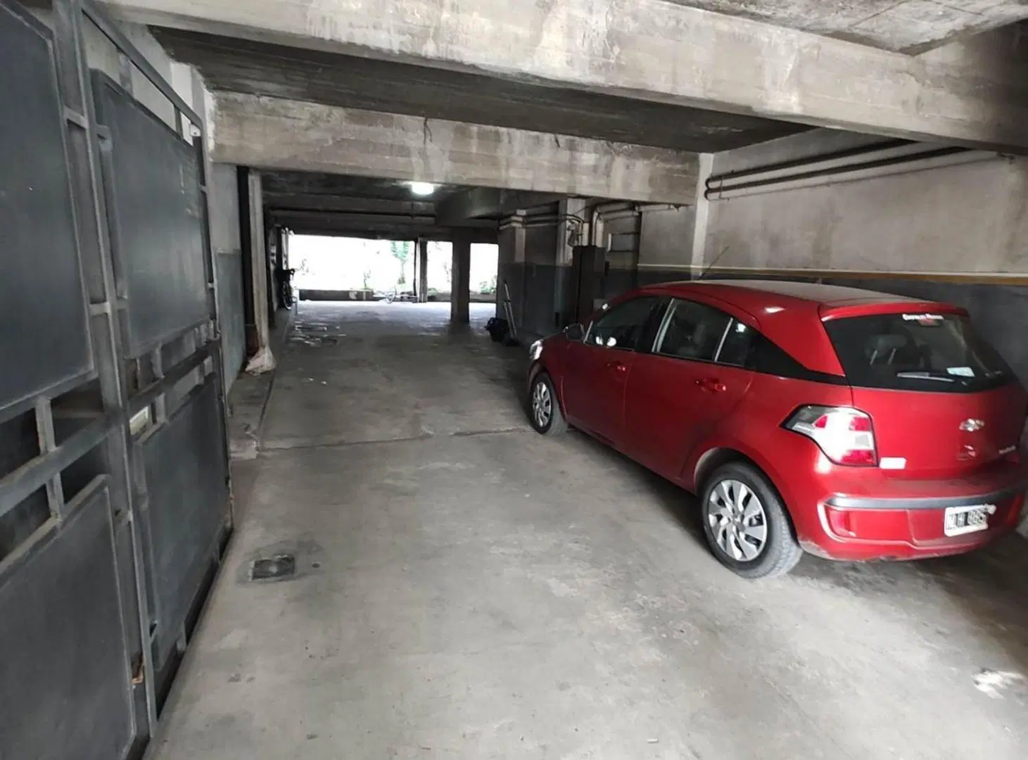 Venta Cochera cubierta en Villa Luro. Inversión. 5