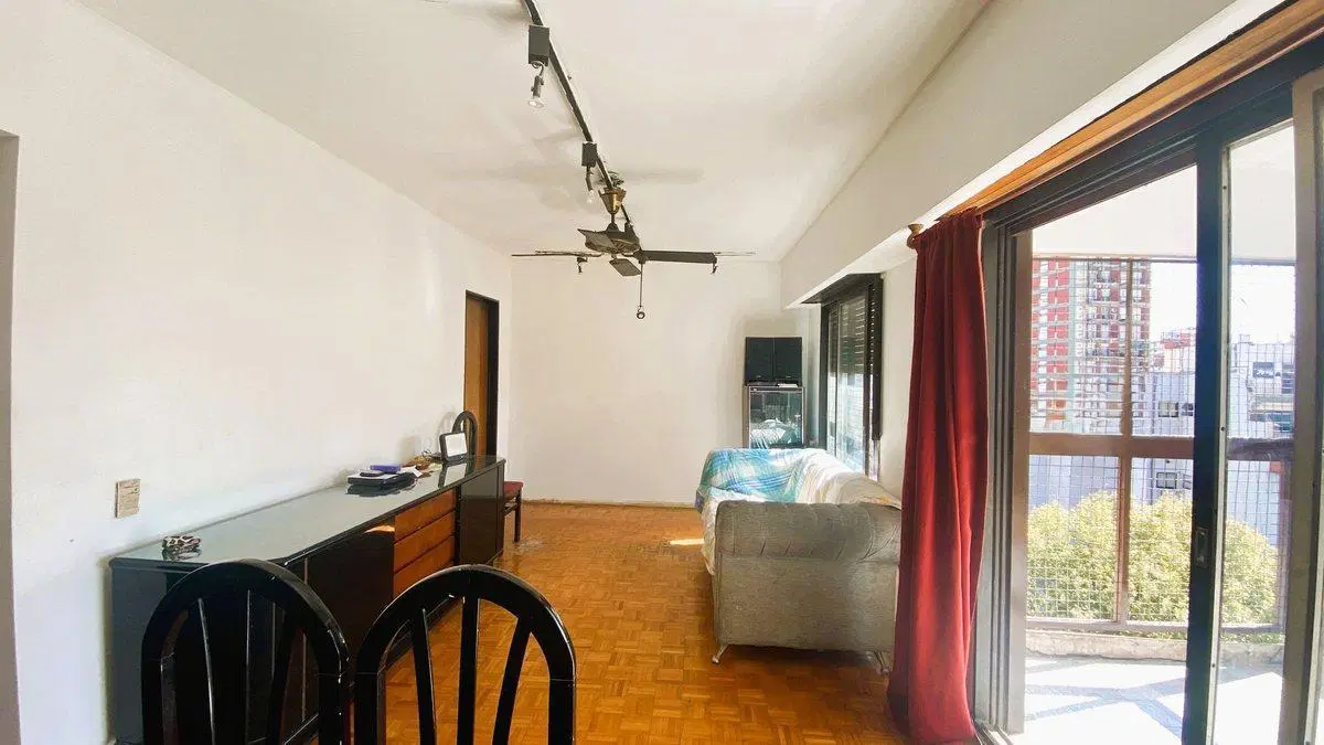 VENTA DPTO 4 AMB COCHERA BALCON LUMINOSO BALVANERA 5