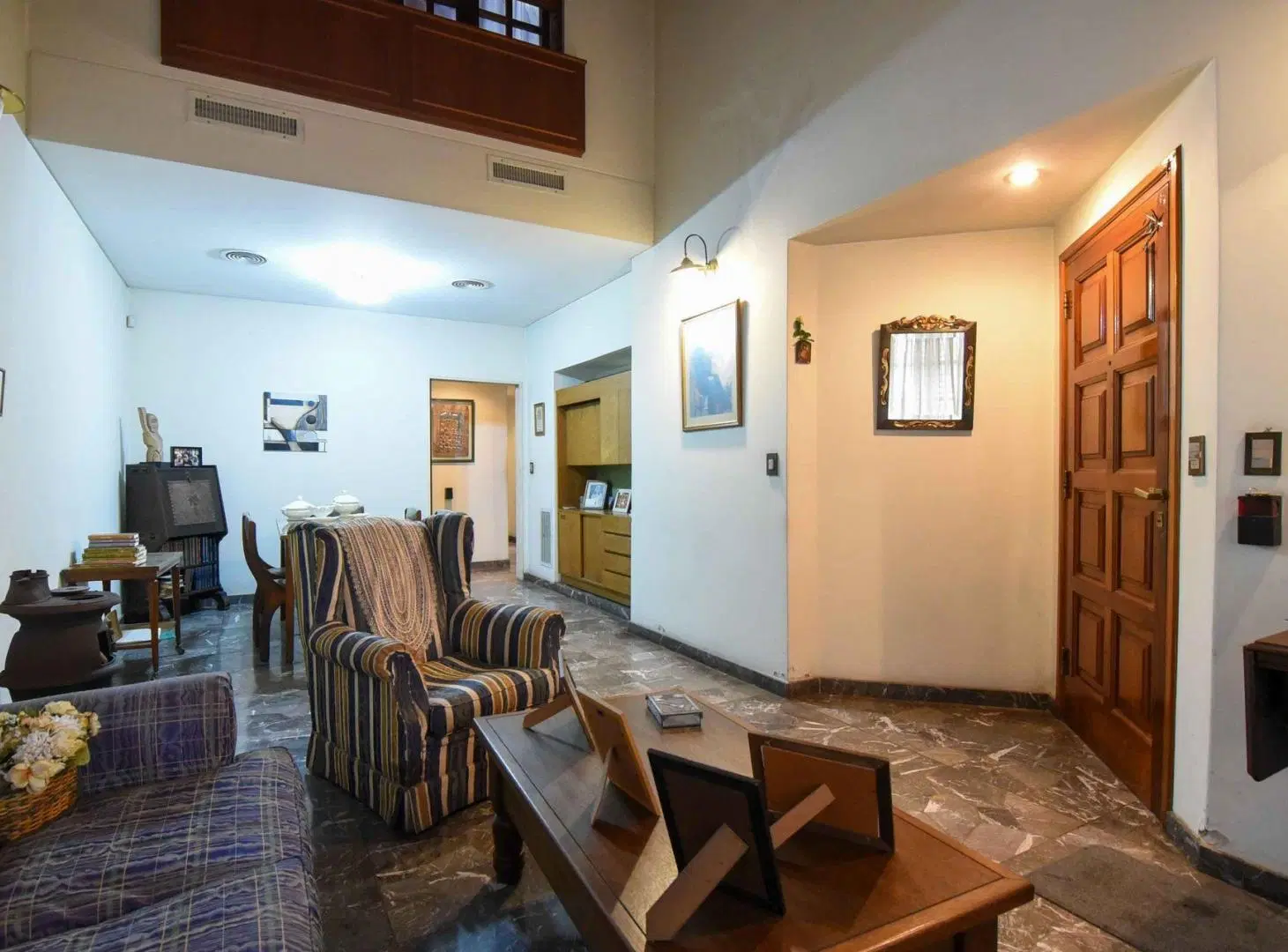Casa 5 amb. Gran Parque, 2 cocheras . Ramos Mejia 5