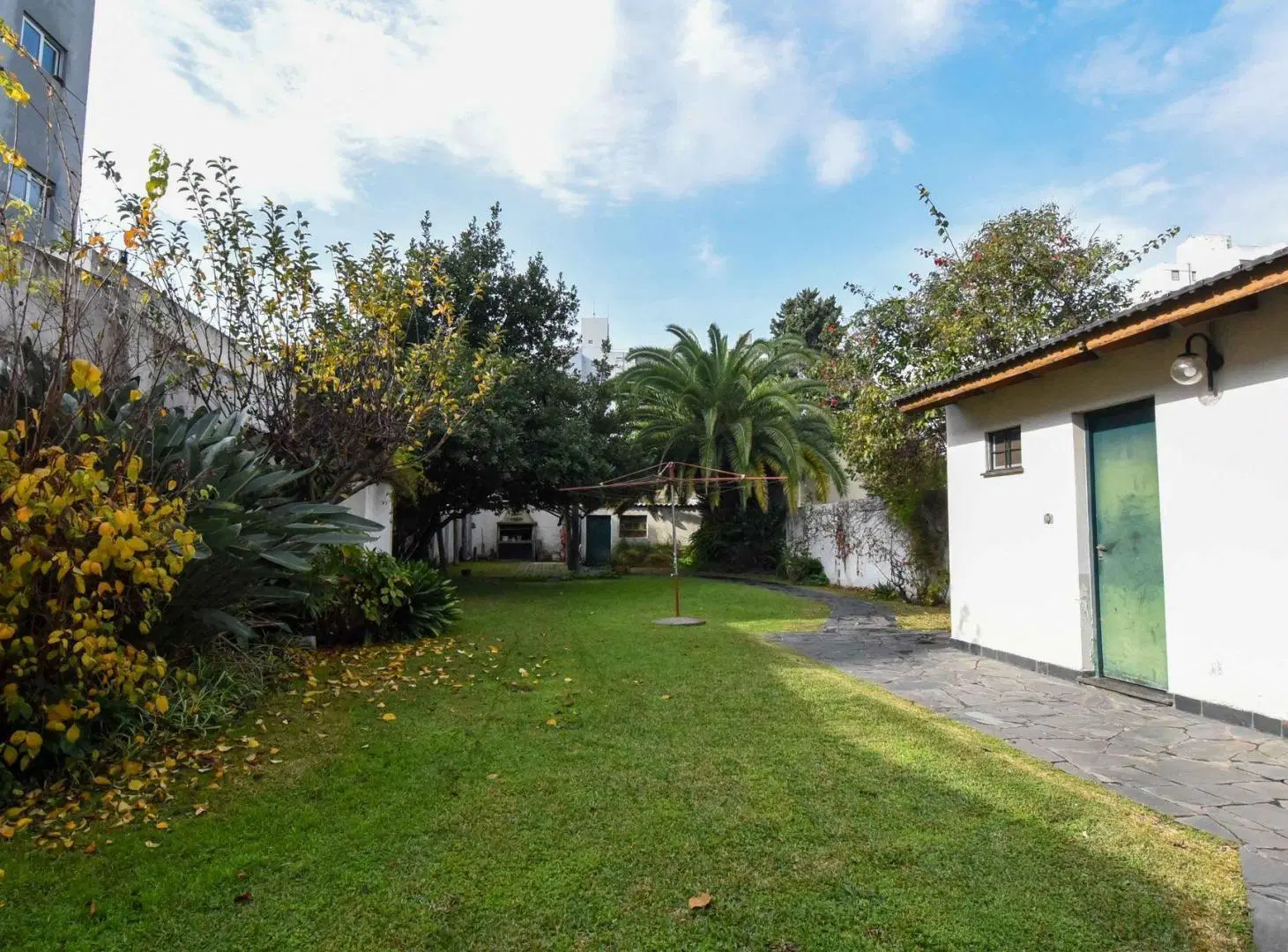 Casa 5 amb. Gran Parque, 2 cocheras . Ramos Mejia 2