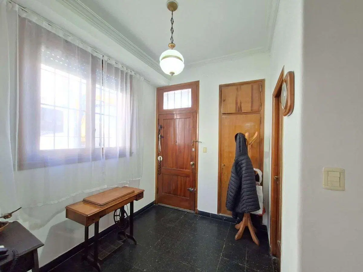 Casa 4 Amb. en Venta en LINIERS – Apto Crédito. 2