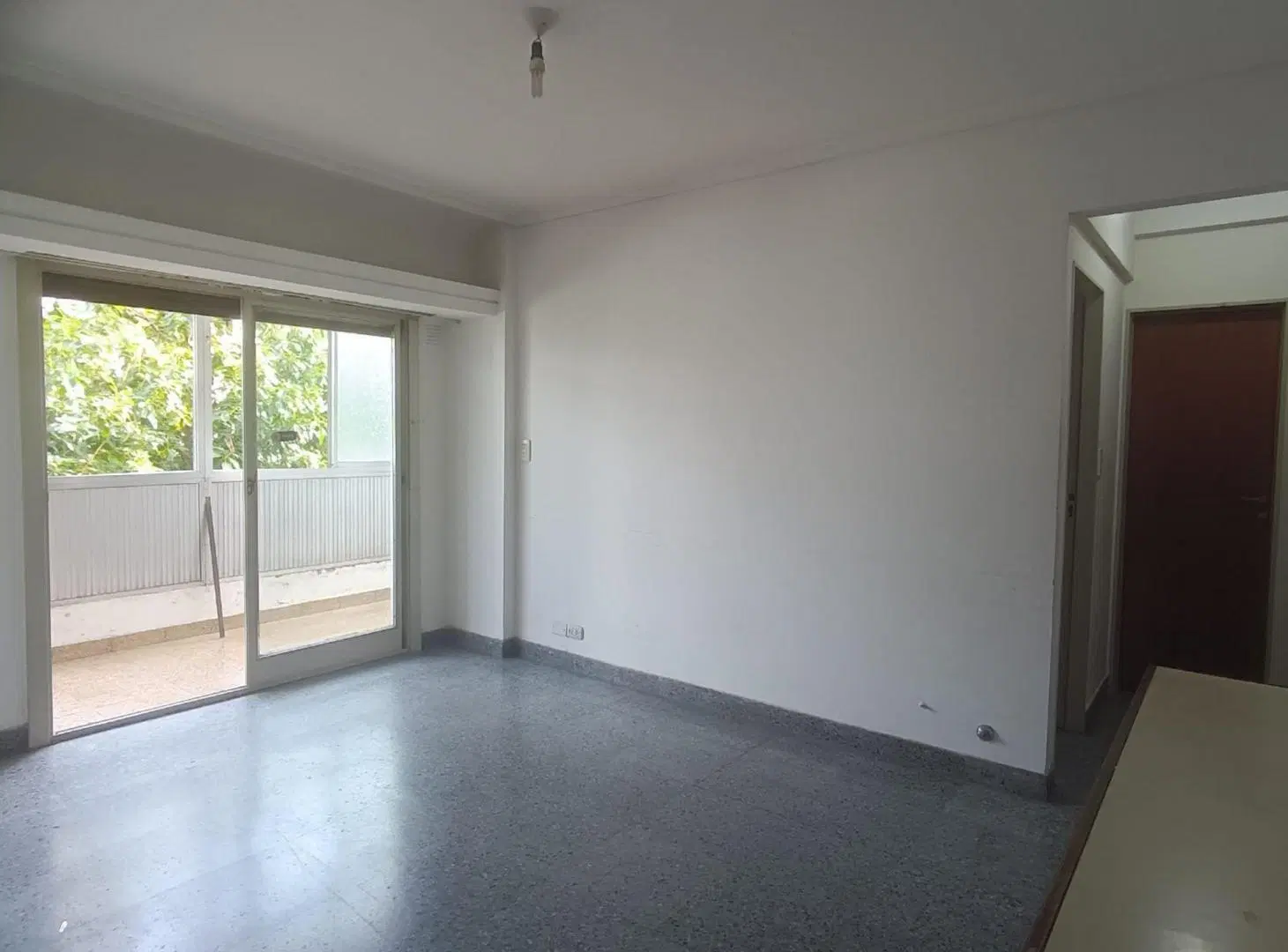 VENTA DEPARTAMENTO 2 AMBIENTES + BALCON | FLORESTA 3