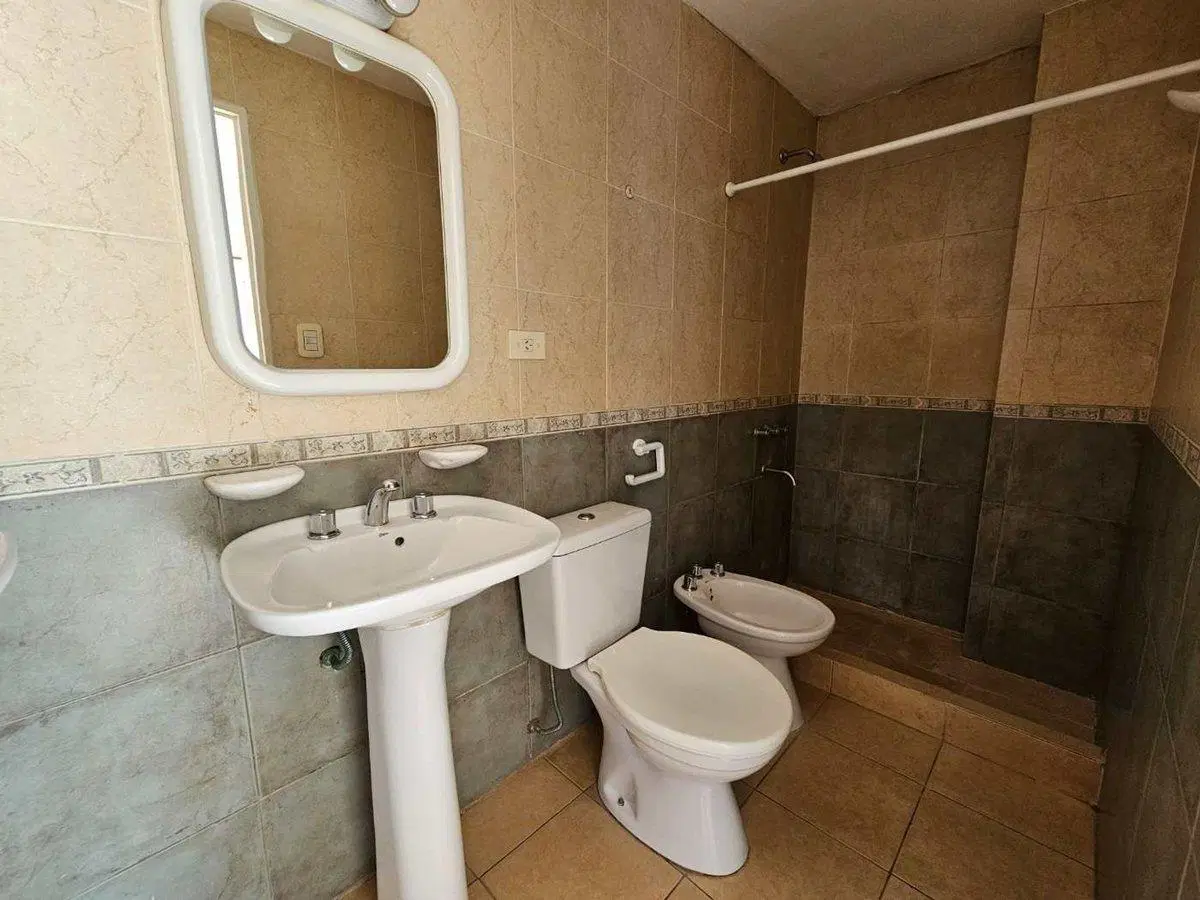 VENTA MONOAMBIENTE LUMINOSO C/ BALCÓN EN MORON 2