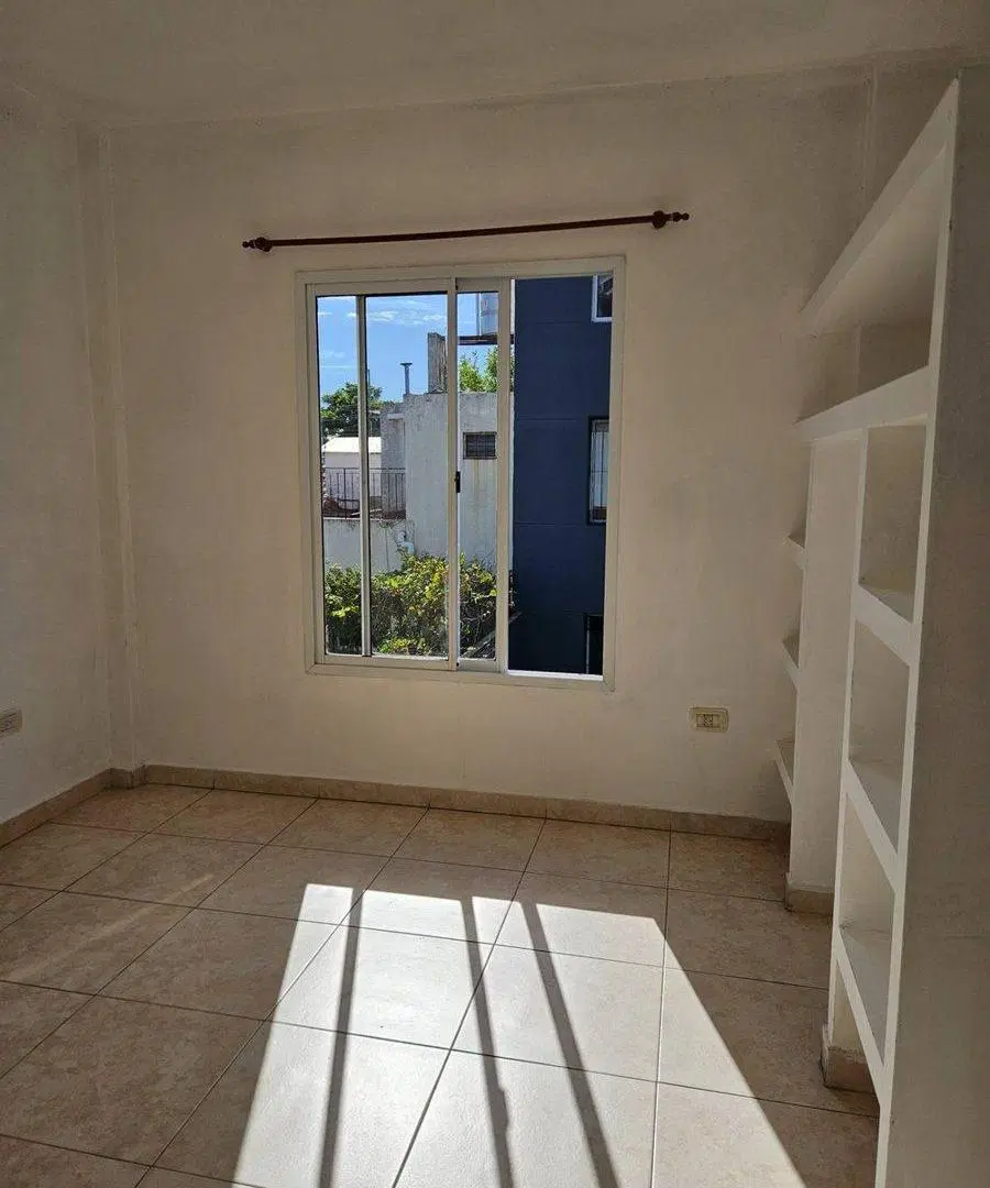 VENTA MONOAMBIENTE LUMINOSO C/ BALCÓN EN MORON 4