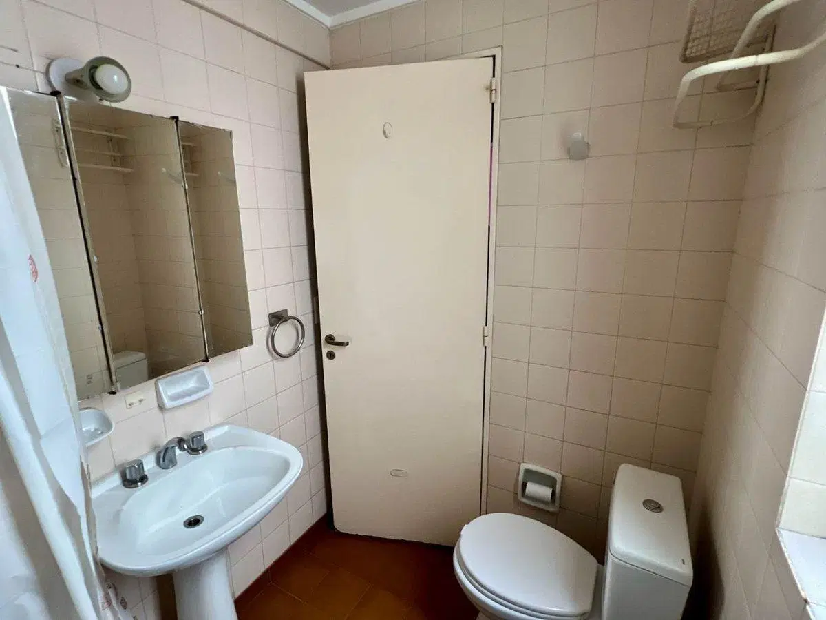 DEPARTAMENTO 2 AMBIENTES VENTA FLORES -APTO CRED. 3