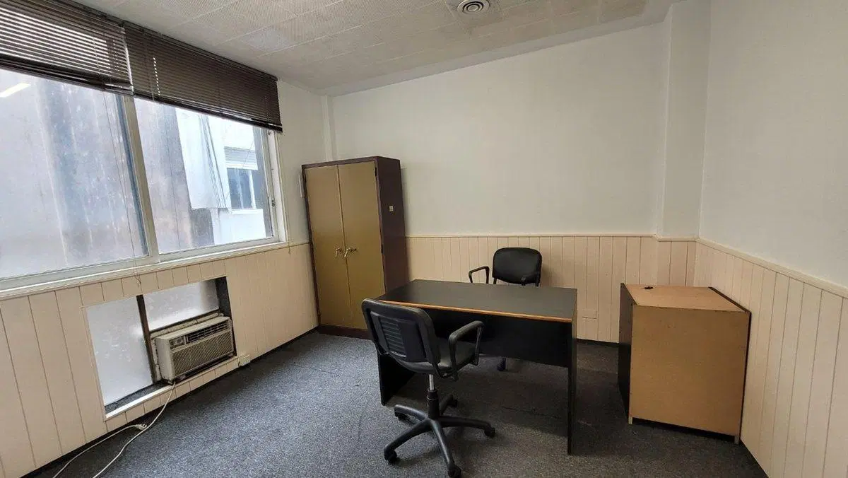 Oportunidad! Oficina en venta en Microcentro 2