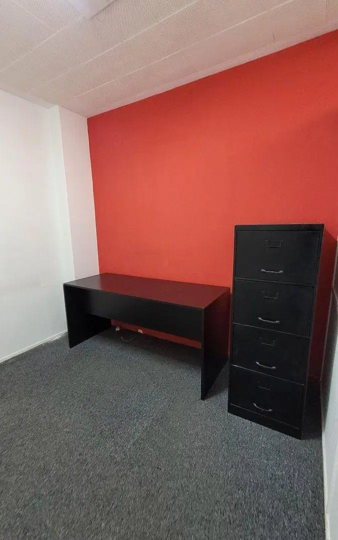 Oportunidad! Oficina en venta en Microcentro 4