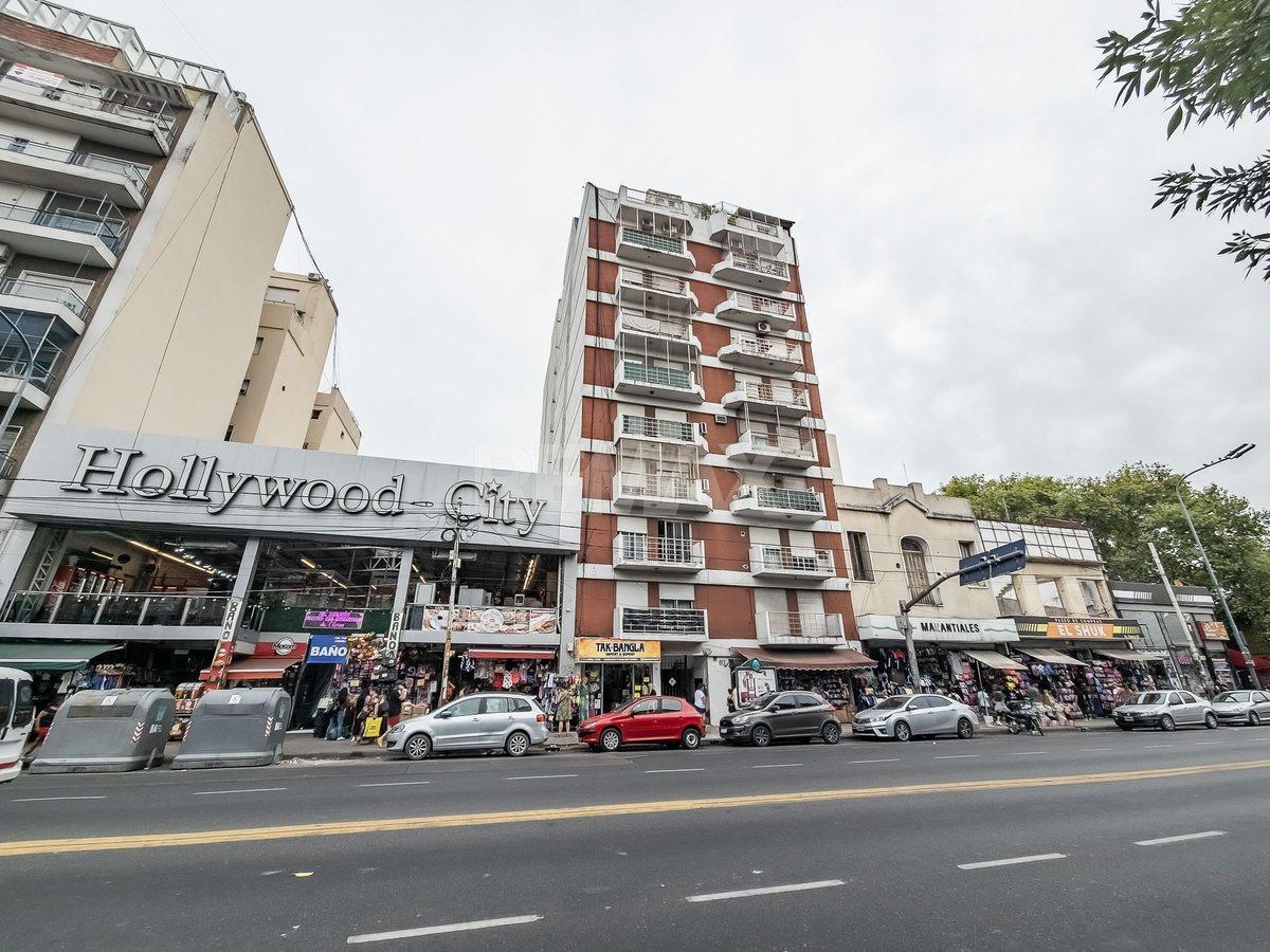 VENTA 2 AMBIENTES EN ZONA ESTRATÉGICA DE FLORES