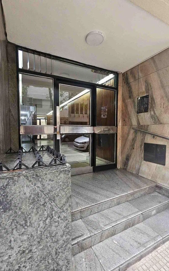 Venta Depto 2 amb, balcon al frente, Caballito 2