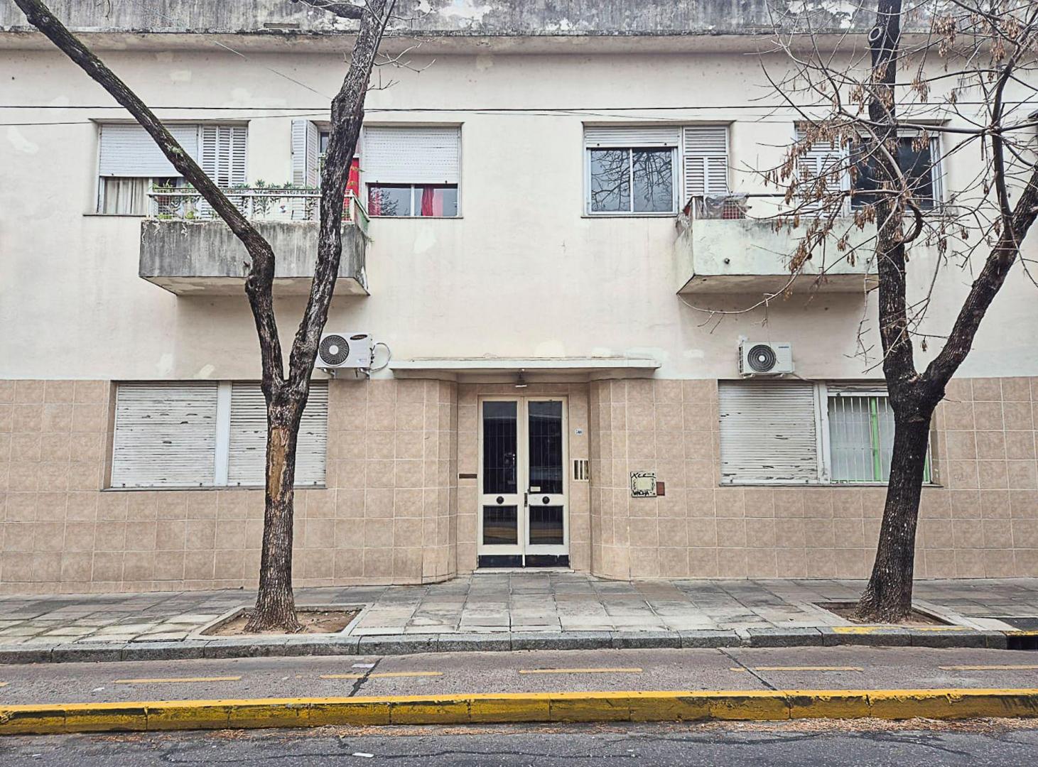 Exclusiva Propiedad de 130 m² en Monserrat | 3 Uni