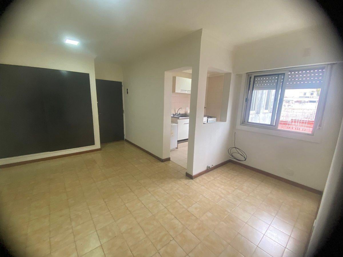 VENTA DPTO. 2 AMBIENTES LUMINOSO ALMAGRO