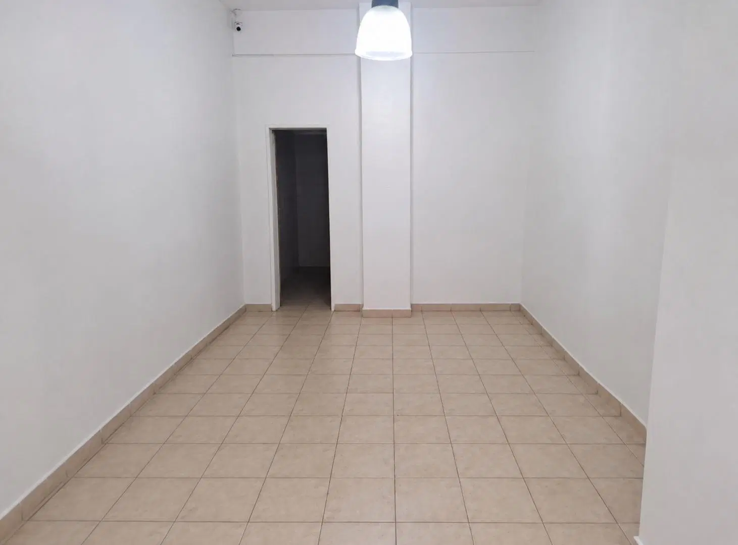 VENTA LOCAL EN ALMAGRO - BAÑO - OPORTUNIDAD!! 2