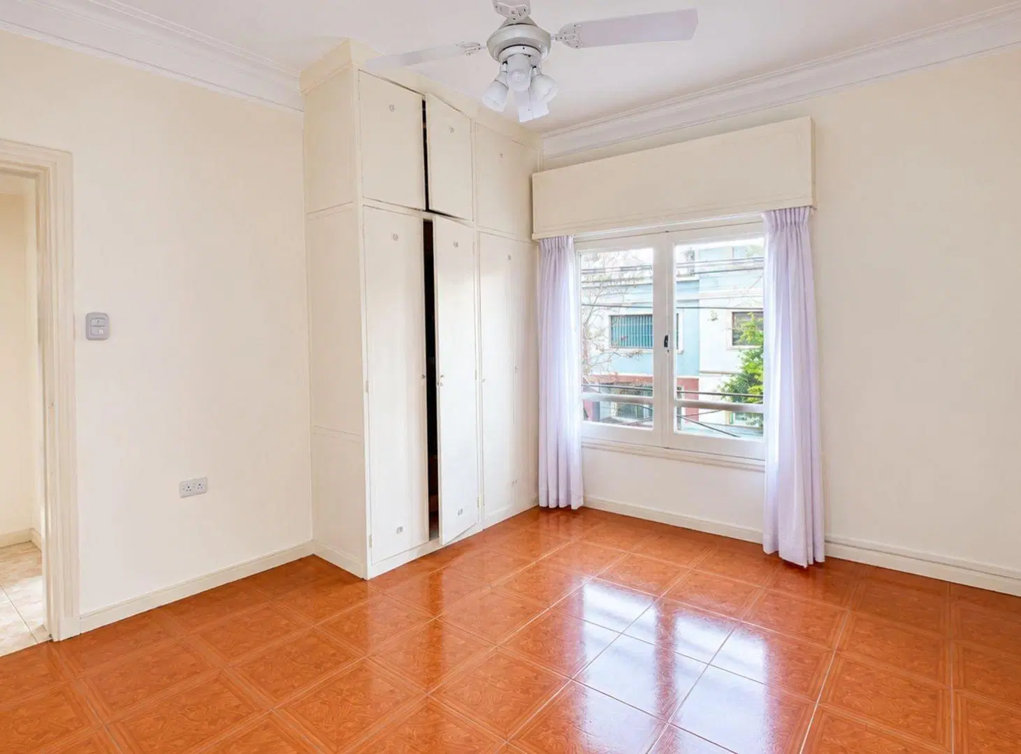VENTA DEPTO 3 AMBIENTES + DEPENDENCIA | CABALLITO 3