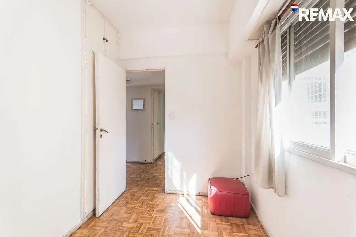 VENTA DEPARTAMENTO 4 AMB CON BALCON- FLORES 5